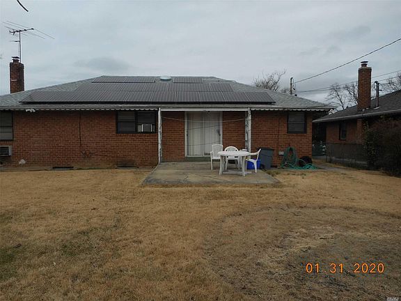 5th image of 758 South Dr
