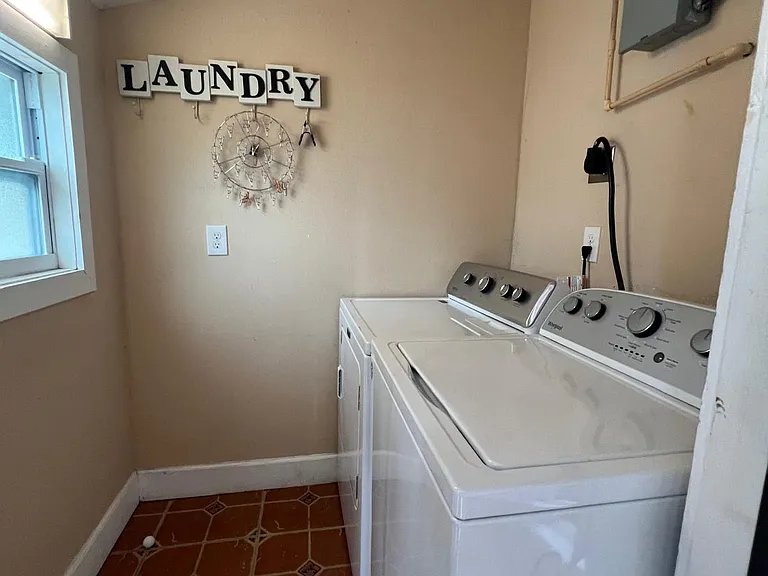3302 N Lincoln Ave — Photo 21