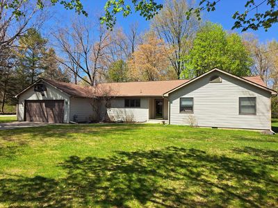 506 Riverside Dr, Clare, MI, 48617