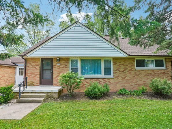 1415 West Fiesta LANE, Mequon, WI 53092