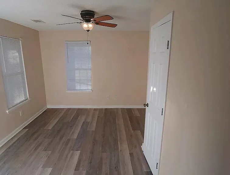 3761 Walker Ave — Photo 8