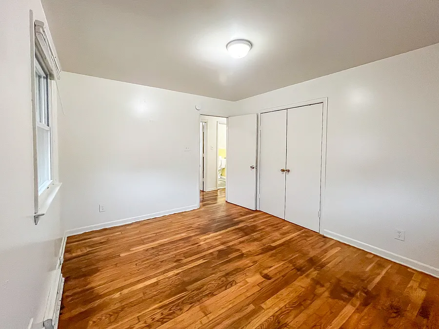 4 bed, 1056 sqft, $1,499 — Photo 3