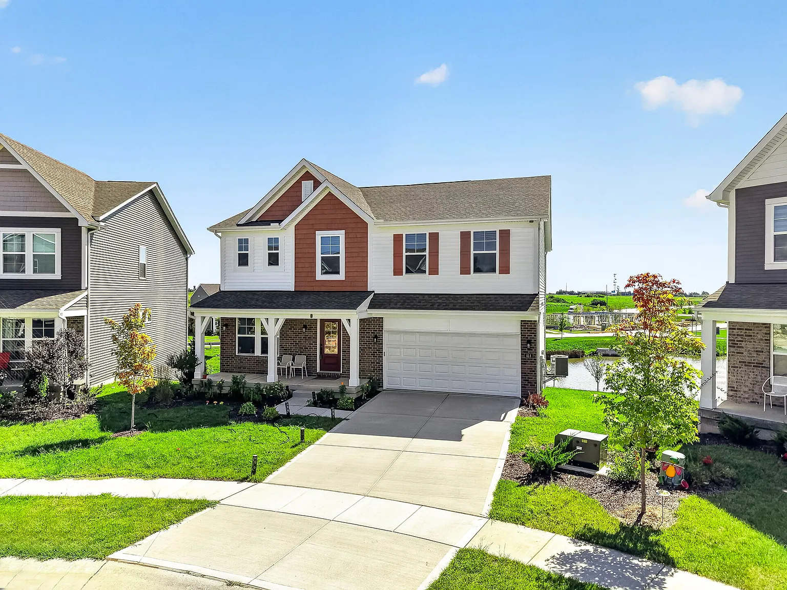 5 bed, 2822 sqft, $3,190 — Photo 3