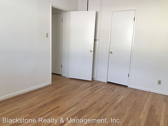 5th image of 1146 N Ogden Dr APT 7