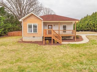 176 Pressley Hill Rd, Fletcher, NC 28732