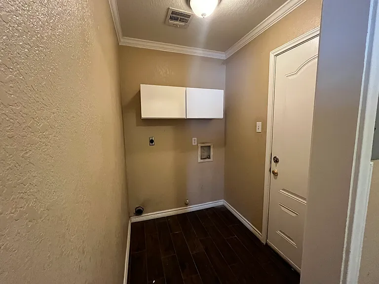 1103 Boling Brook St — Photo 2