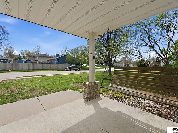 5th image of 7017 Valley Rd