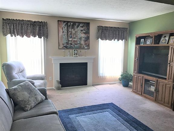 2nd image of 3071 Sturgeon Bay Ave