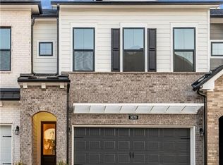 1070 Harper Dr #28, Roswell, GA 30076