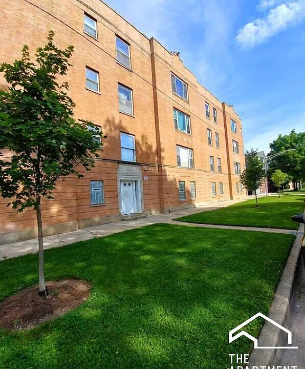 1st image of 2120 N Saint Louis Ave #2