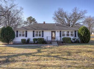 1500 Robertson Ave, Carthage, MO 64836