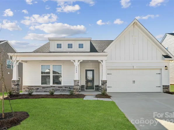 9088 El Sworth Dr, Sherrills Ford, NC 28673