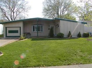 11591 Glendora Ln, Parma Heights, OH 44130
