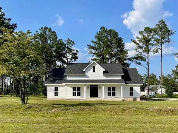 1731 Baymeadows Dr W, Douglas, GA 31535