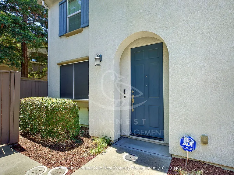 1392 Impressionist Loop — Photo 4