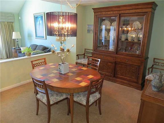 4th image of 74B Valley Green Ct