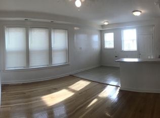 543 E 74th St #3, Chicago, IL 60619