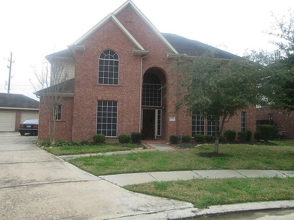 1st image of 10603 Hillsdale Bridge Ln