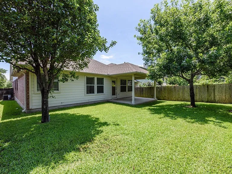 14616 Springs Edge Dr — Photo 24