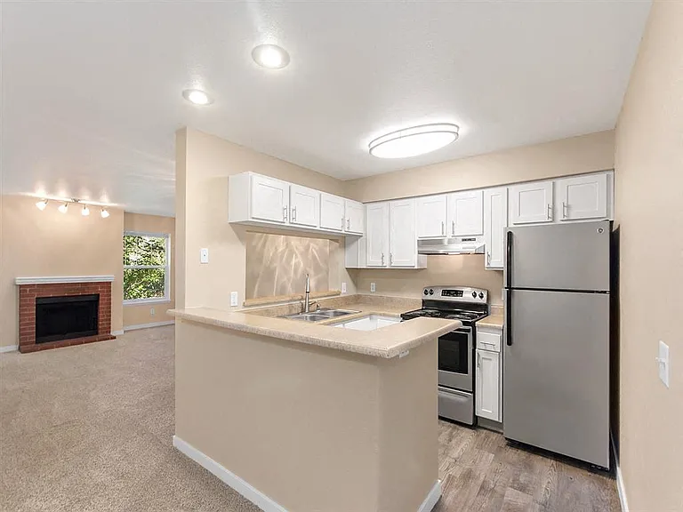 Madison Park Apartments — Photo 5