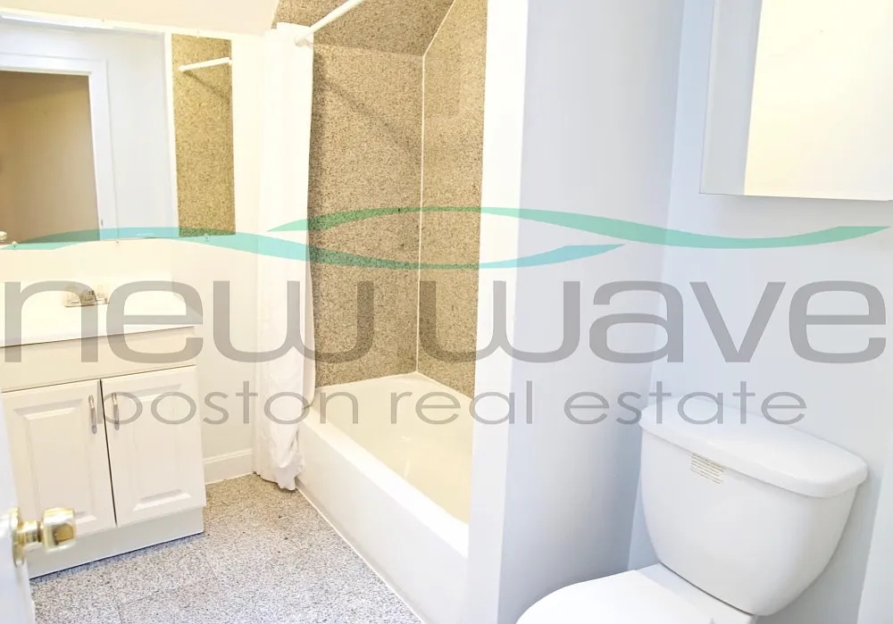 1 bed, 550 sqft, $3,200 — Photo 3