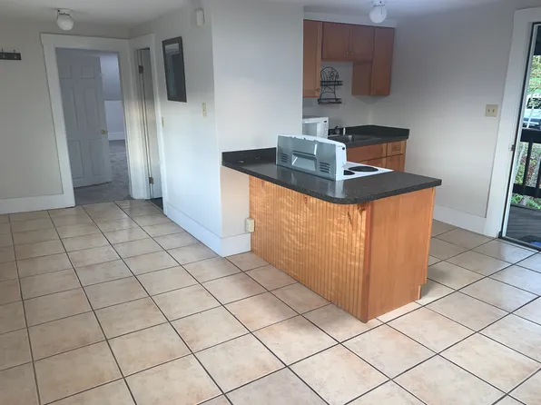176 Central St, Gardner, MA