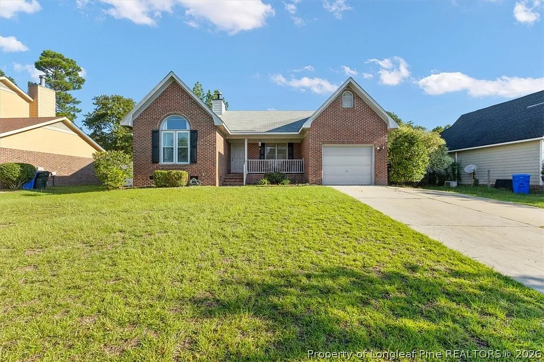 3 bed, 2.0 bath, 1231 sqft, $1,500 — Photo 1