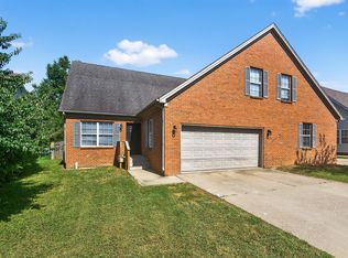 222 Tan Bark Dr, Georgetown, KY 40324