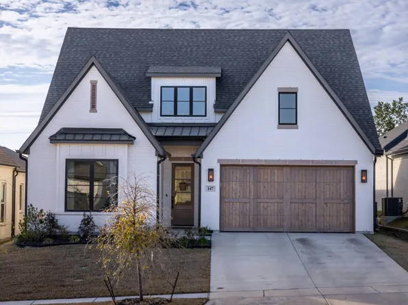 147 Kingfisher Ln, Aledo, TX 76008