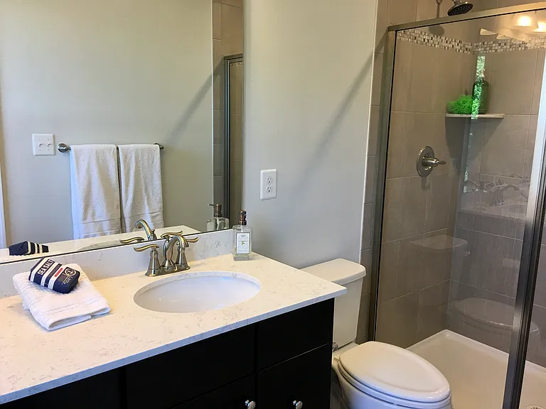 8204 Secluded Cove Ln — Photo 18