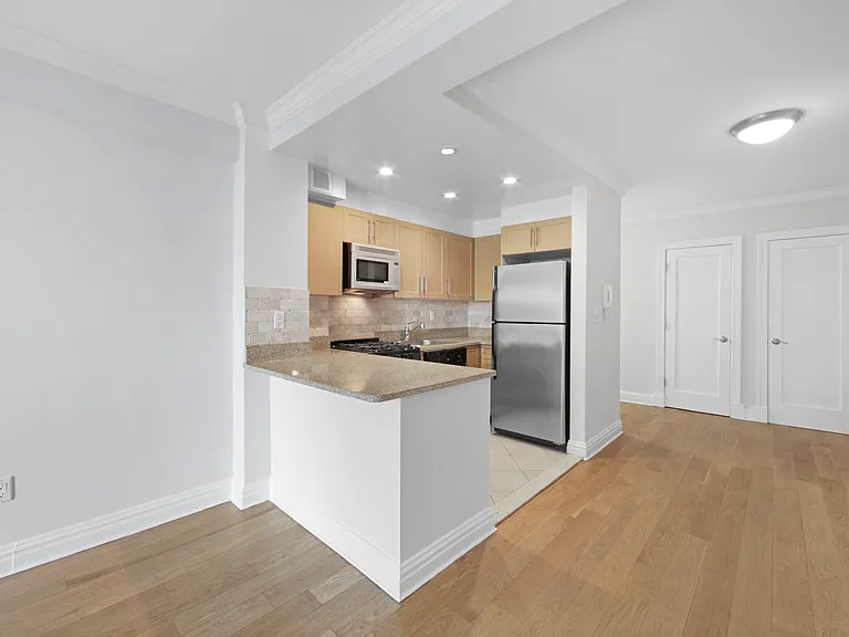 41 Park Ave #3B — Photo 5