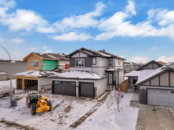 12619 44th St NW, Edmonton, AB T5A 1V4