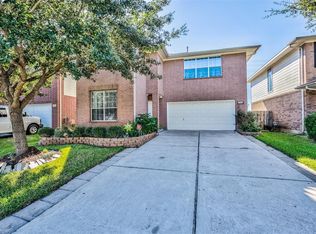 13919 Maleewan Ln, Sugar Land, TX 77498