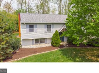 205 W Mattson Hollow Rd, Coatesville, PA 19320