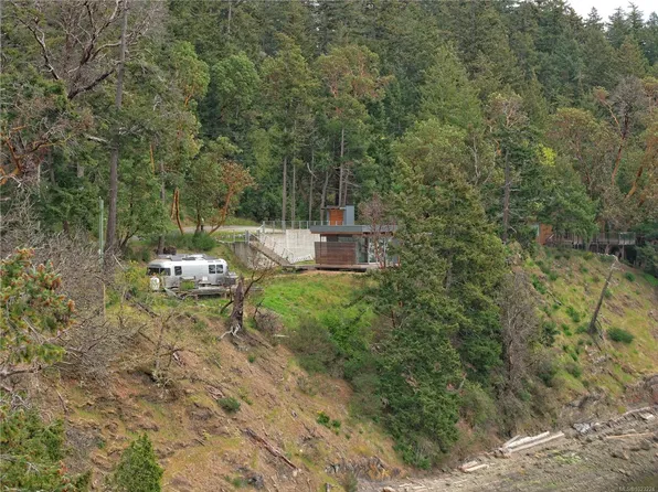 240 Old Scott Rd, Salt Spring, BC V8K 2L6