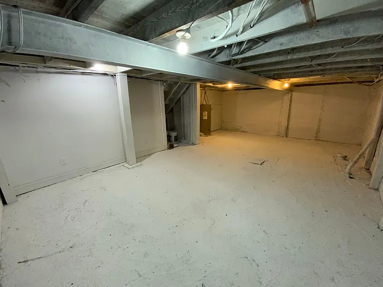 1104 Coats St — Photo 30