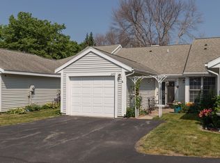 2431 Valleyhigh Dr NW #124, Rochester, MN 55901