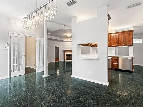 3rd image of 7360 Nancy Ln
