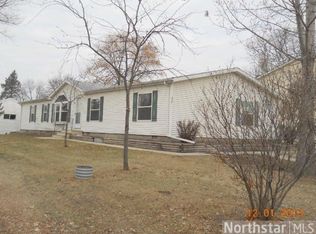 436 Huron St SE, Hutchinson, MN 55350