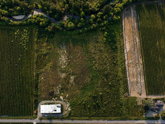 2nd image of 11185 Farms Rd