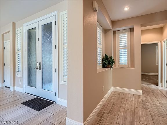 5th image of 4507 Regalo Bello St