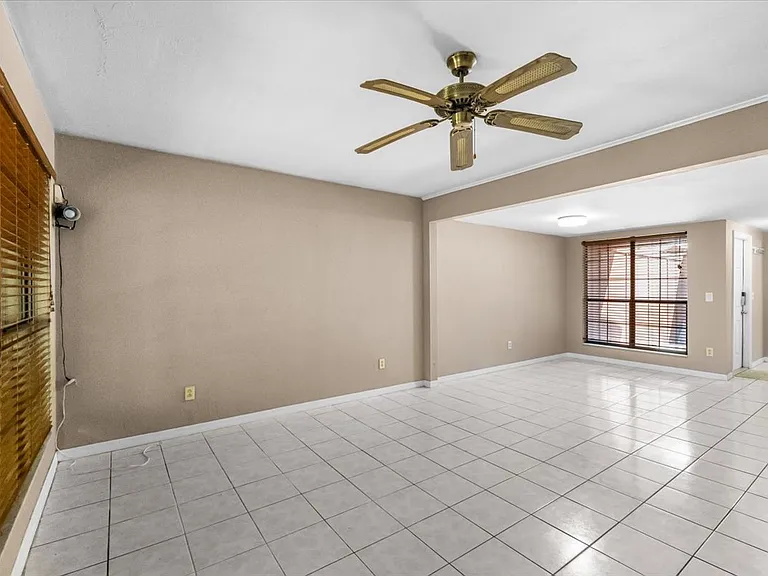 5864 SW 8th Pl — Photo 22