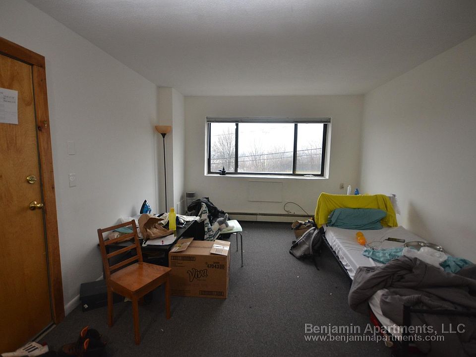 2nd image of 226 Parker Hill Ave #9S