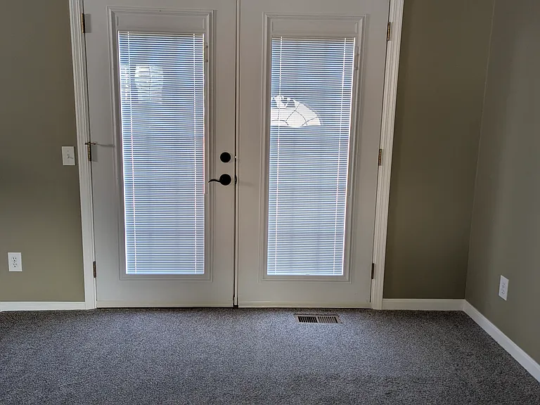 2553 SE Kimbrough Ln — Photo 7