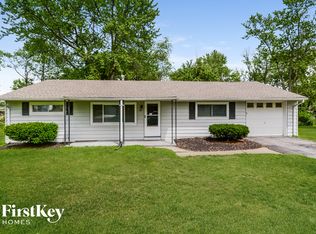 704 Highland Dr, O'Fallon, MO