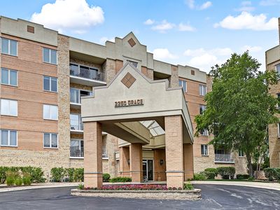 2250 S Grace St APT 204, Lombard, IL, 60148
