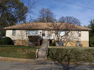2110 Elm Photo 1