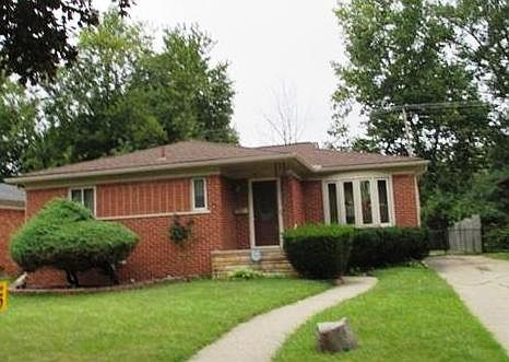 1st image of 21031 Kenosha Ave