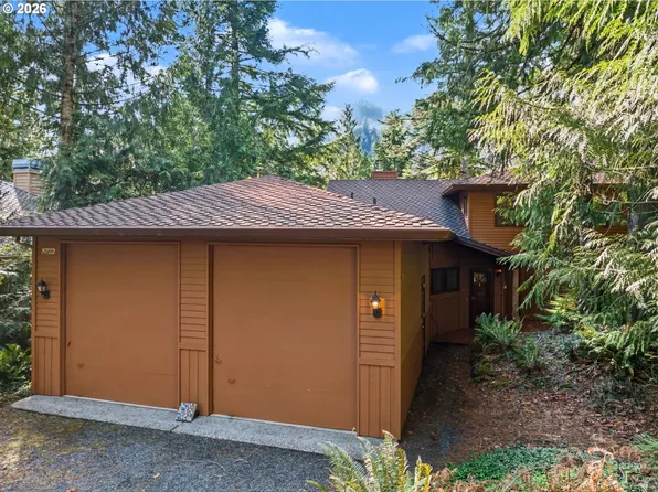 25899 E Bright Ave, Welches, OR 97067