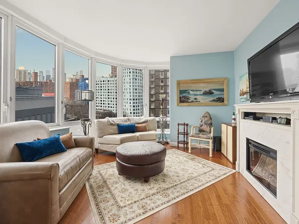 306 Gold St APT 12G, Brooklyn, NY 11201